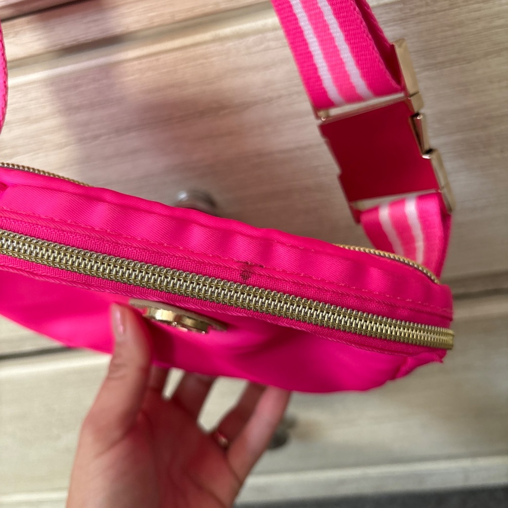 Barbiecore belt bag - Picture 2 of 4